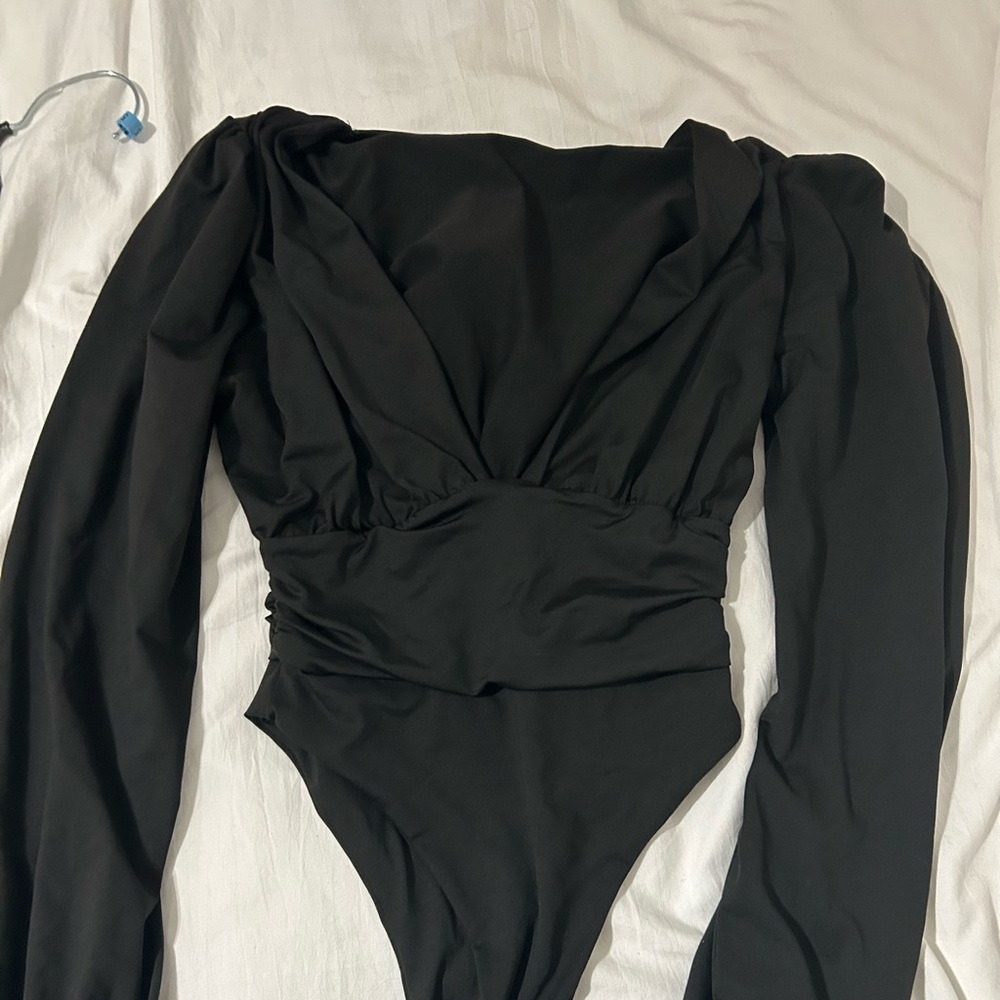 Black long sleeve v cut body suit